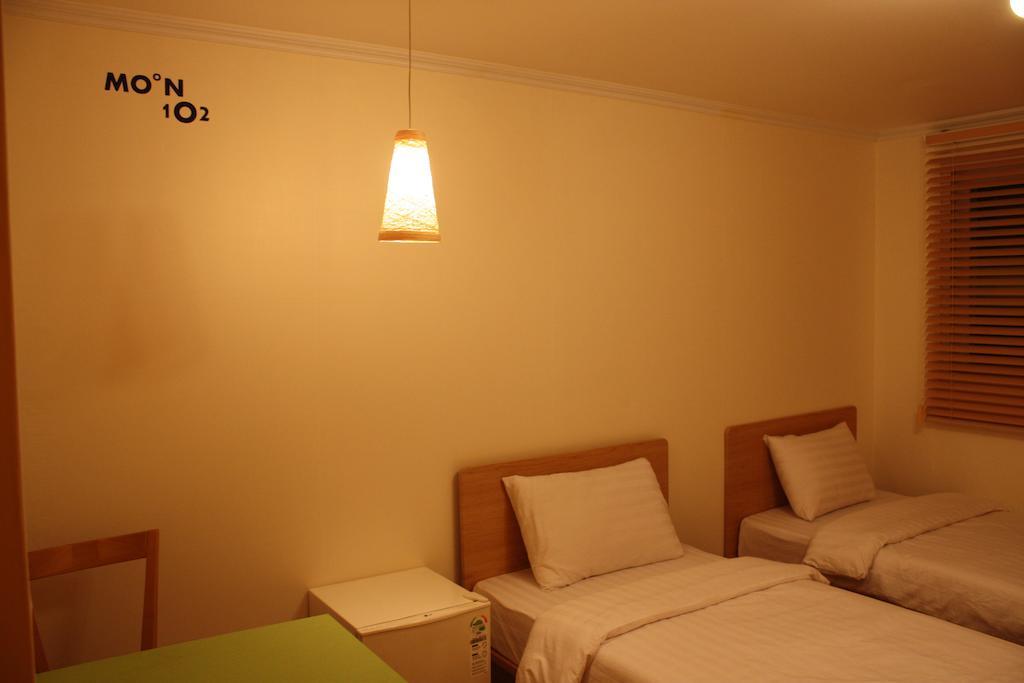 Moon Hostel Сеул Екстер'єр фото