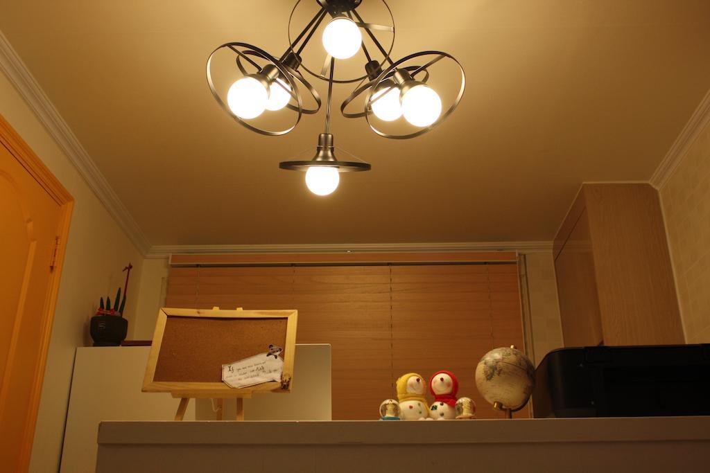 Moon Hostel Сеул Екстер'єр фото