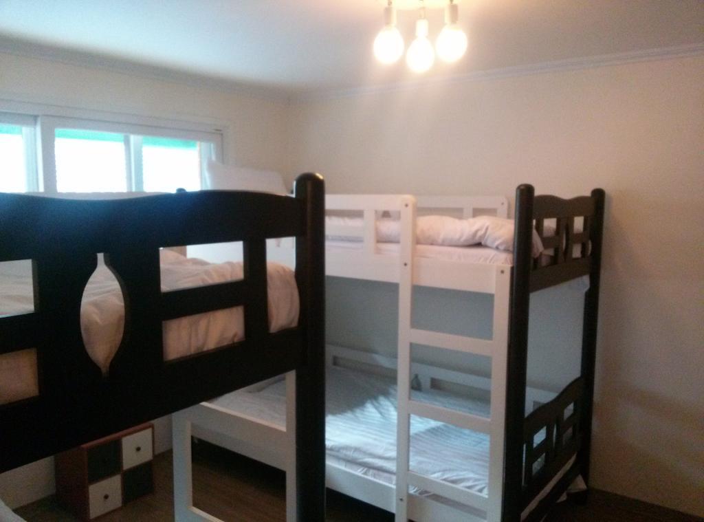 Moon Hostel Сеул Екстер'єр фото