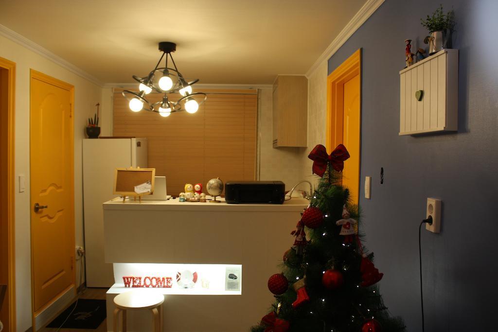 Moon Hostel Сеул Екстер'єр фото