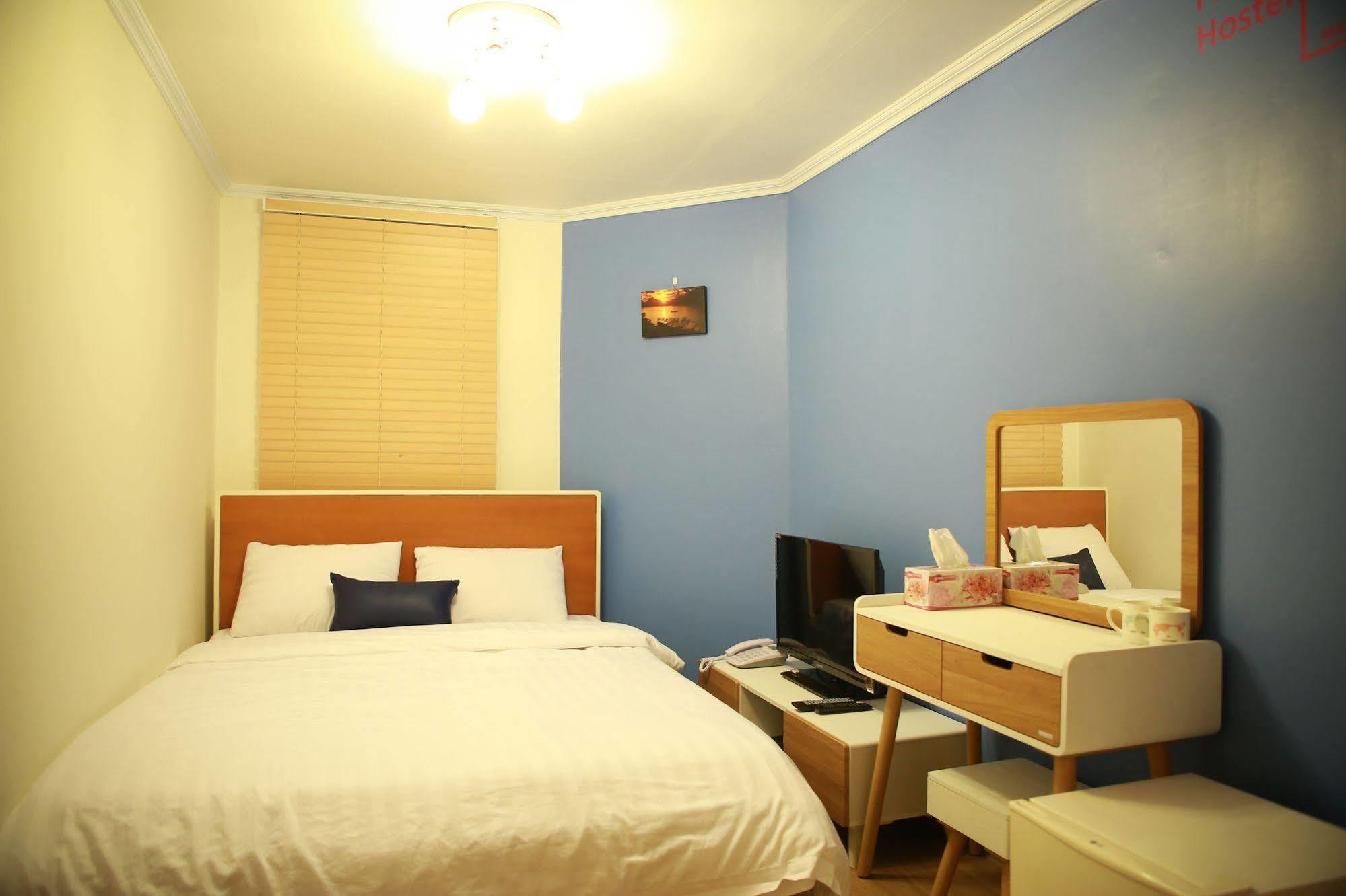 Moon Hostel Сеул Екстер'єр фото