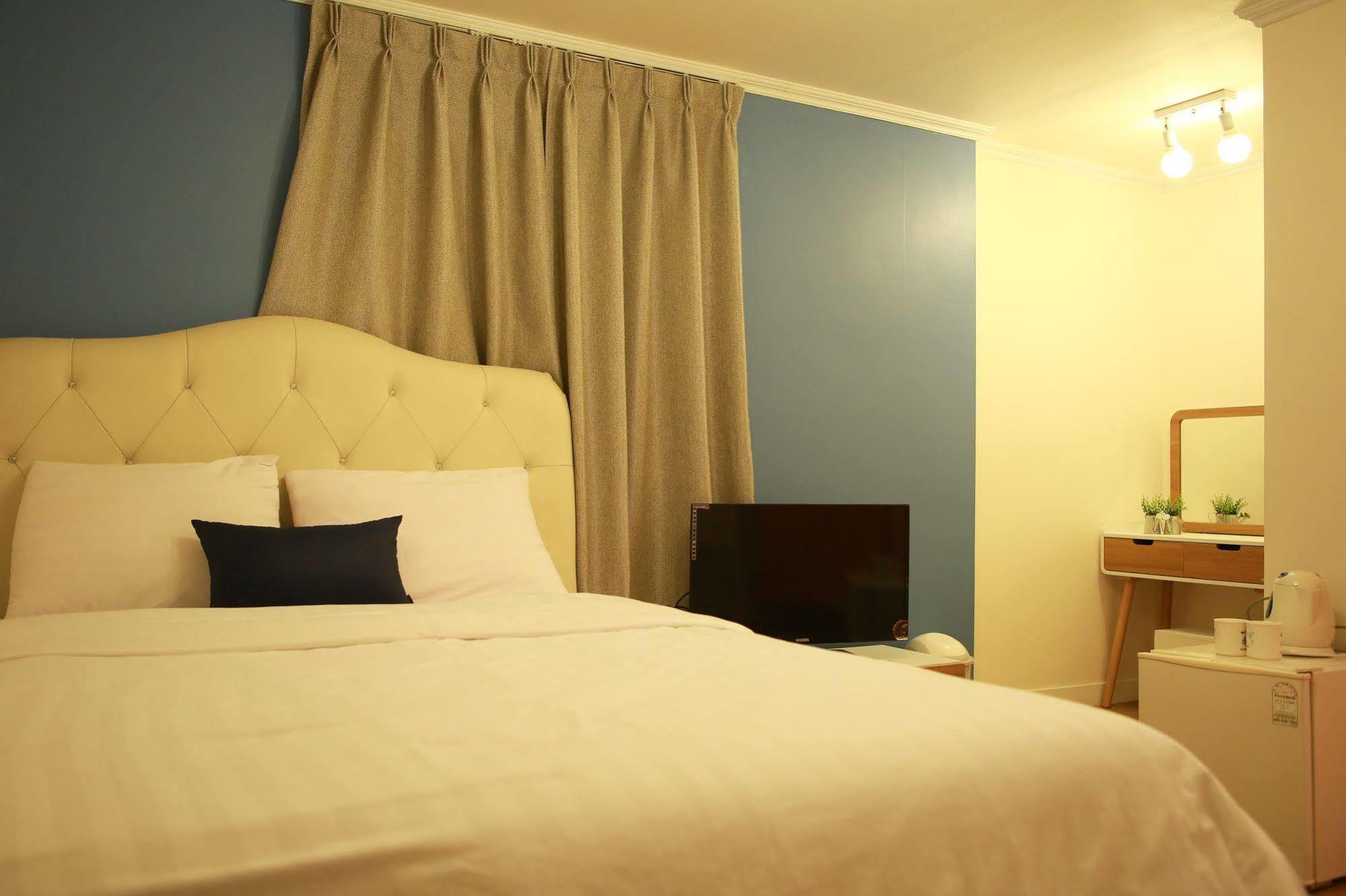 Moon Hostel Сеул Екстер'єр фото